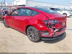 تسلا موديل 3